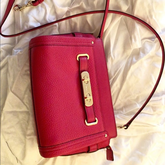 Coach purse - Picture 1 of 2